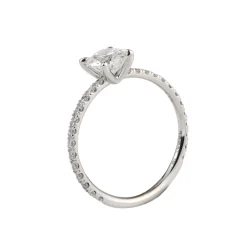 ANILLOS DE COMPROMISO Solitario oro blanco y diamante color g, pureza vs2 y peso 0,70 cts.