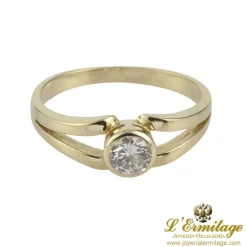 ANILLOS DE COMPROMISO Solitario oro amarillo color h, pureza si1 y peso 0,35 cts.