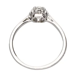 ANILLOS DE COMPROMISO Solitario en oro blanco y un brillante con un peso estimado de 0.20 Ct.