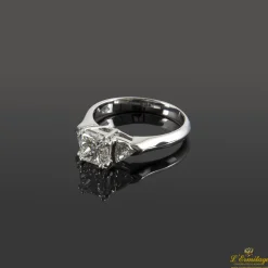 ANILLOS DE COMPROMISO Sortija oro blanco y diamantes.