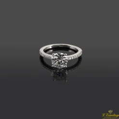 ANILLOS DE COMPROMISO Sortija solitario oro blanco color f, pureza vs1 y peso 1,55 cts.