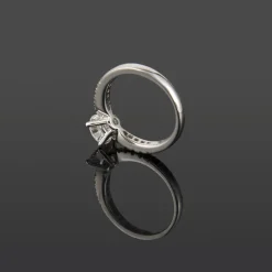 ANILLOS DE COMPROMISO Sortija solitario oro blanco color e, pureza vvs1 y peso 1,05 cts.