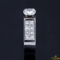 ANILLOS DE COMPROMISO Sortija oro blanco y diamantes color g, pureza si1 y peso 0,50 cts.