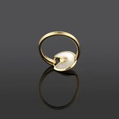 ANILLOS / SORTIJAS Anillo cartier madreperla y diamante.