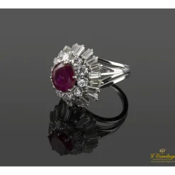ANILLOS / SORTIJAS Anillo oro blanco rubí baguettes y diamantes