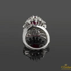 ANILLOS / SORTIJAS Anillo oro blanco rubí baguettes y diamantes