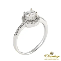 ANILLOS / SORTIJAS Solitario en oro blanco con brillante color f, pureza si 1 y peso 0,55 ct.