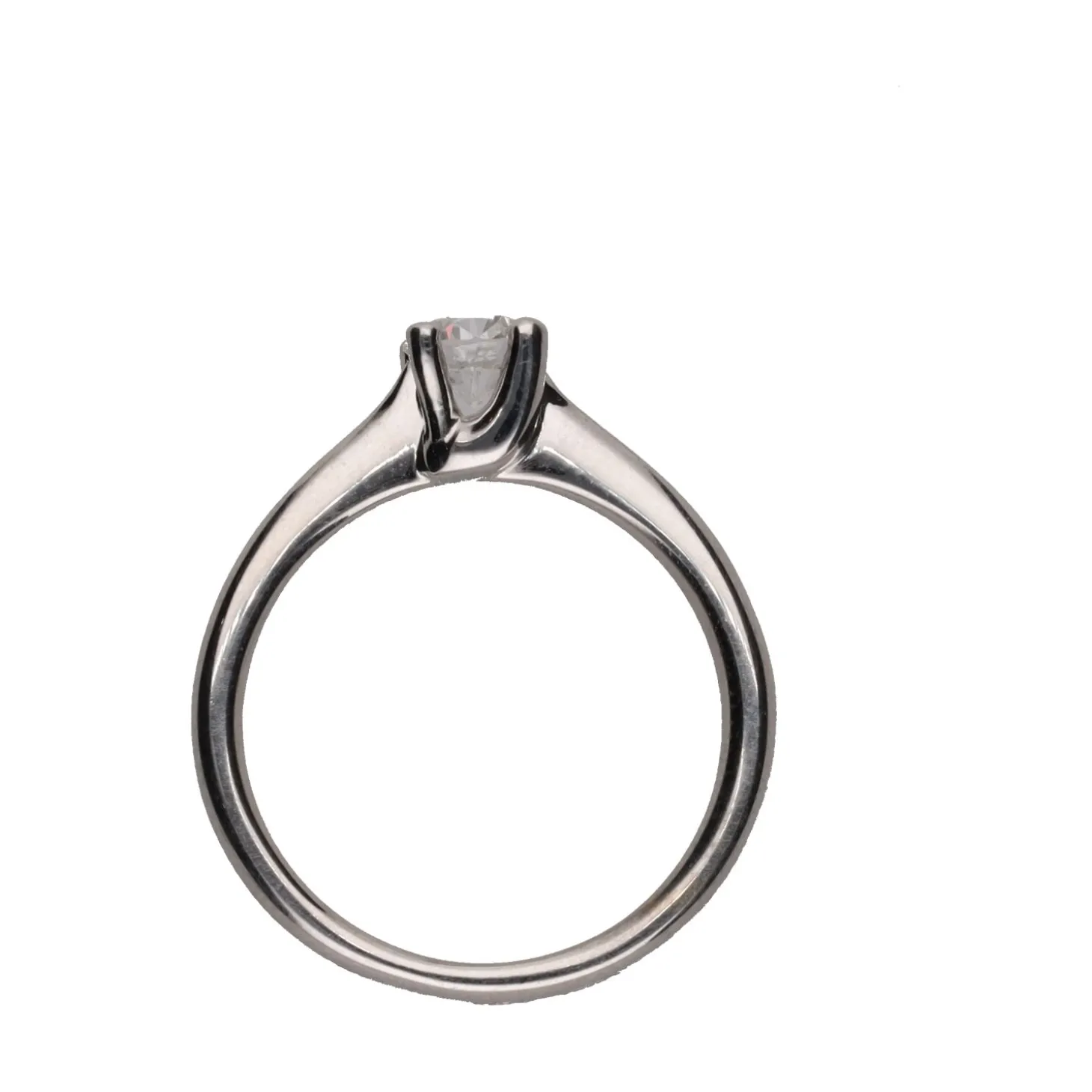 ANILLOS / SORTIJAS Solitario en oro blanco con un brillante. Talla 13.