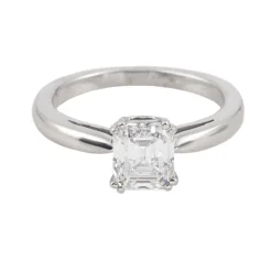 ANILLOS / SORTIJAS Solitario en oro blanco con brillante color f, pureza vs1 y peso 1,51 ct.