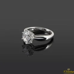 ANILLOS / SORTIJAS Solitario oro blanco con diamante color e, pureza vvs1 y peso 2,52 cts.