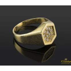 ANILLOS / SORTIJAS Sortija antigua oro amarillo y diamantes.