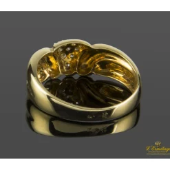 ANILLOS / SORTIJAS Sortija antigua oro amarillo y diamantes.