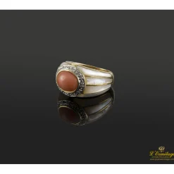 ANILLOS / SORTIJAS Sortija antigua oro amarillo coral y diamantes. Talla nº: 12