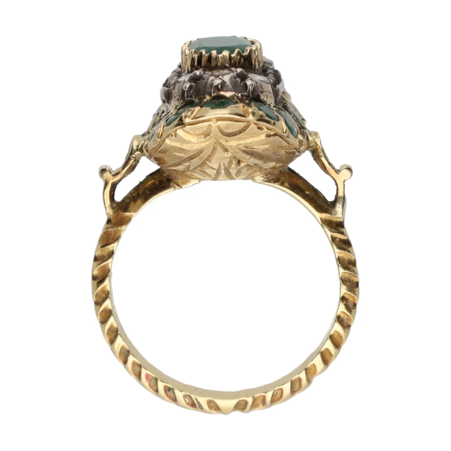 ANILLOS / SORTIJAS Sortija antigua en oro amarillo con esmeralda y diamantes. Talla 18.
