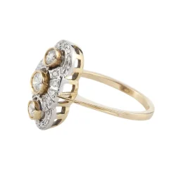 ANILLOS / SORTIJAS Sortija antigua oro blanco oro amarillo y diamantes.