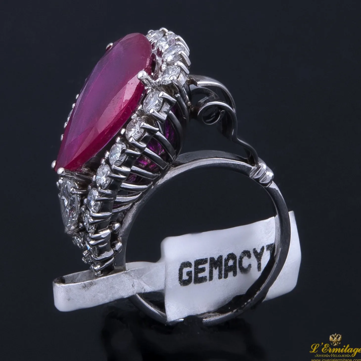 ANILLOS / SORTIJAS Sortija antigua oro blanco rubí y diamantes talla antigua