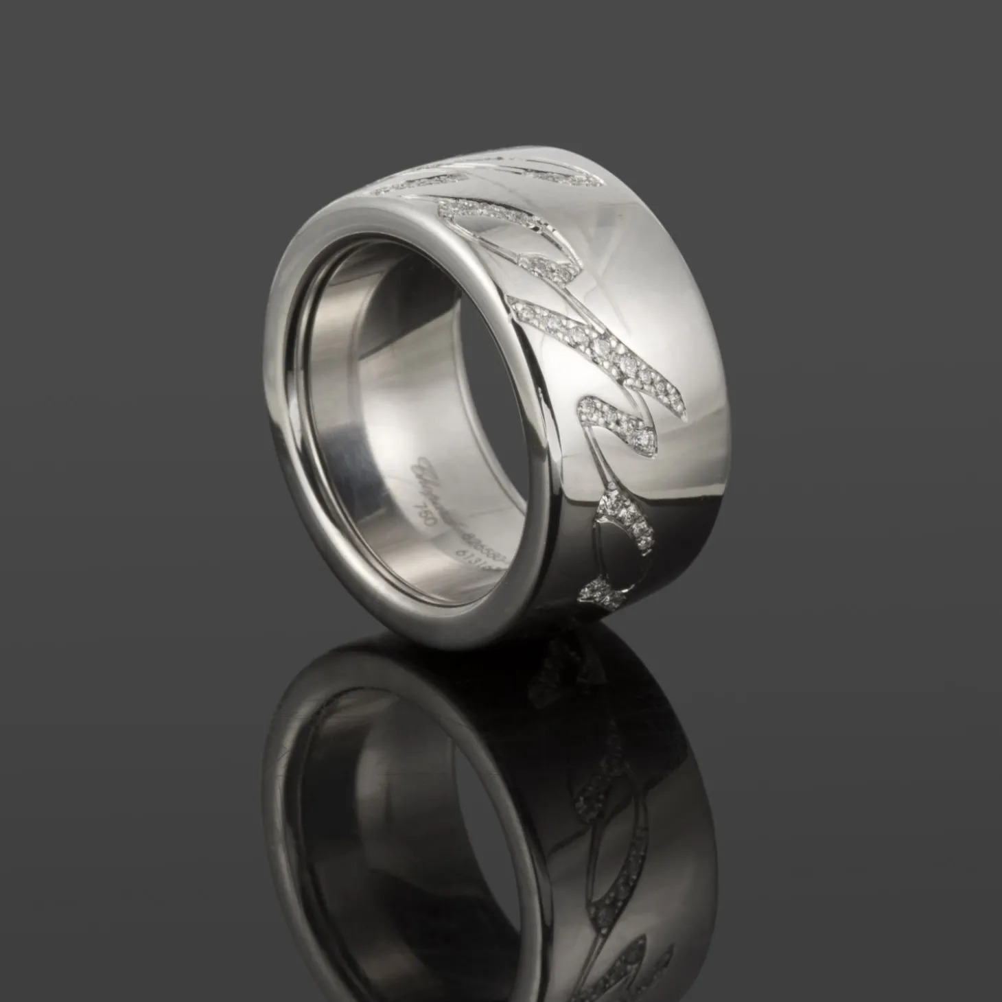 ANILLOS / SORTIJAS Sortija chopard chopardissimo oro blanco y diamantes. Talla nº: 12.