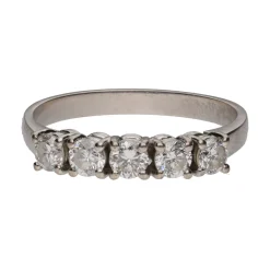 ANILLOS / SORTIJAS Sortija cinquillo en oro blanco y brillantes. Talla 20.