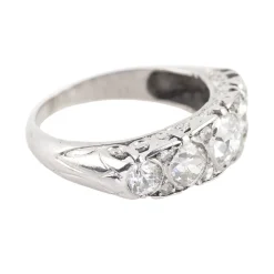 ANILLOS / SORTIJAS Sortija cinquillo en oro blanco con diamantes naturales. Talla 10.