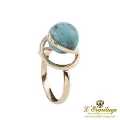 ANILLOS / SORTIJAS Sortija en oro amarillo y turqueza.