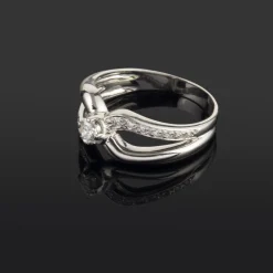 ANILLOS / SORTIJAS Sortija en oro blanco con brillantes