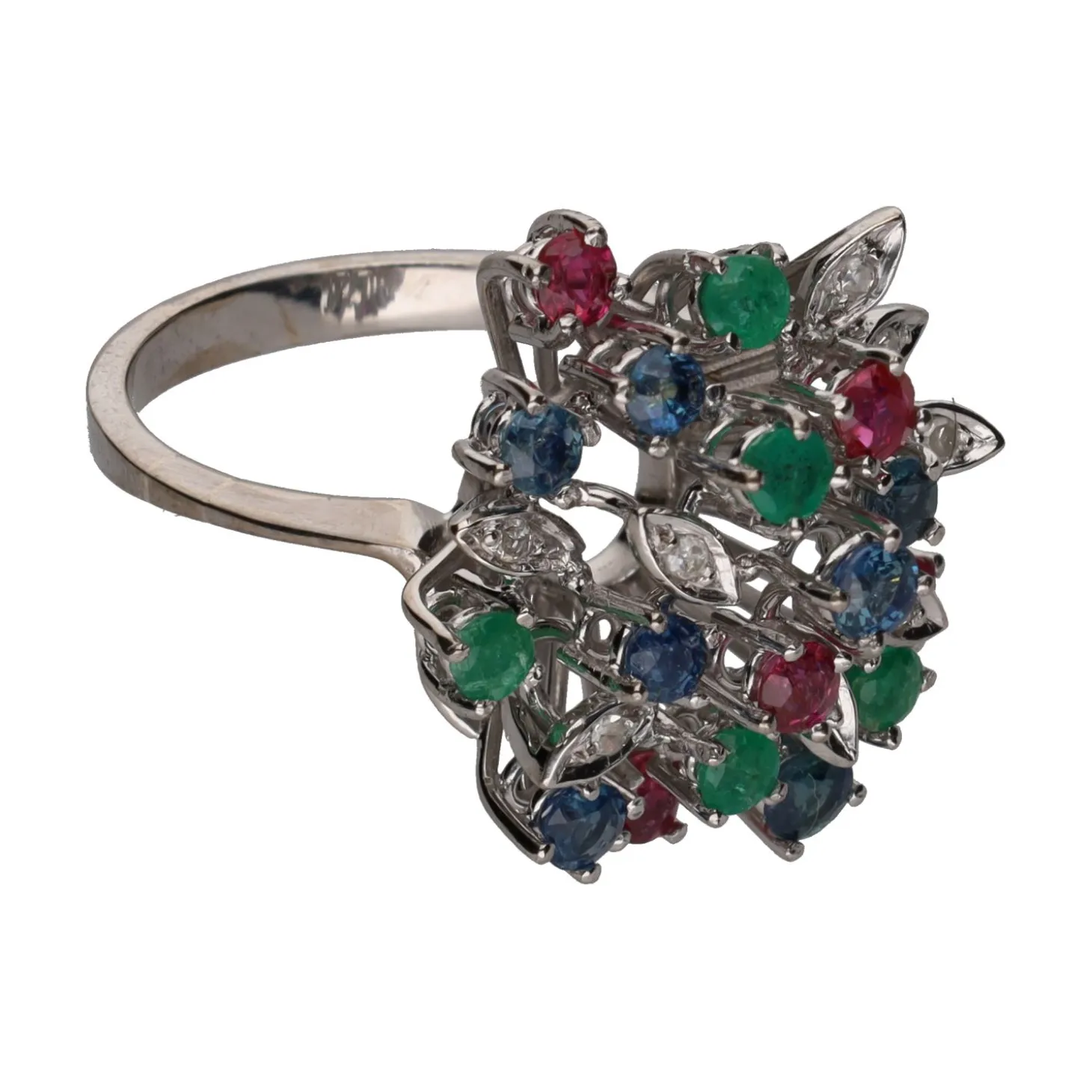 ANILLOS / SORTIJAS Sortija en oro blanco con zafiros, rubíes, esmeraldas y brillantes. Talla 15.