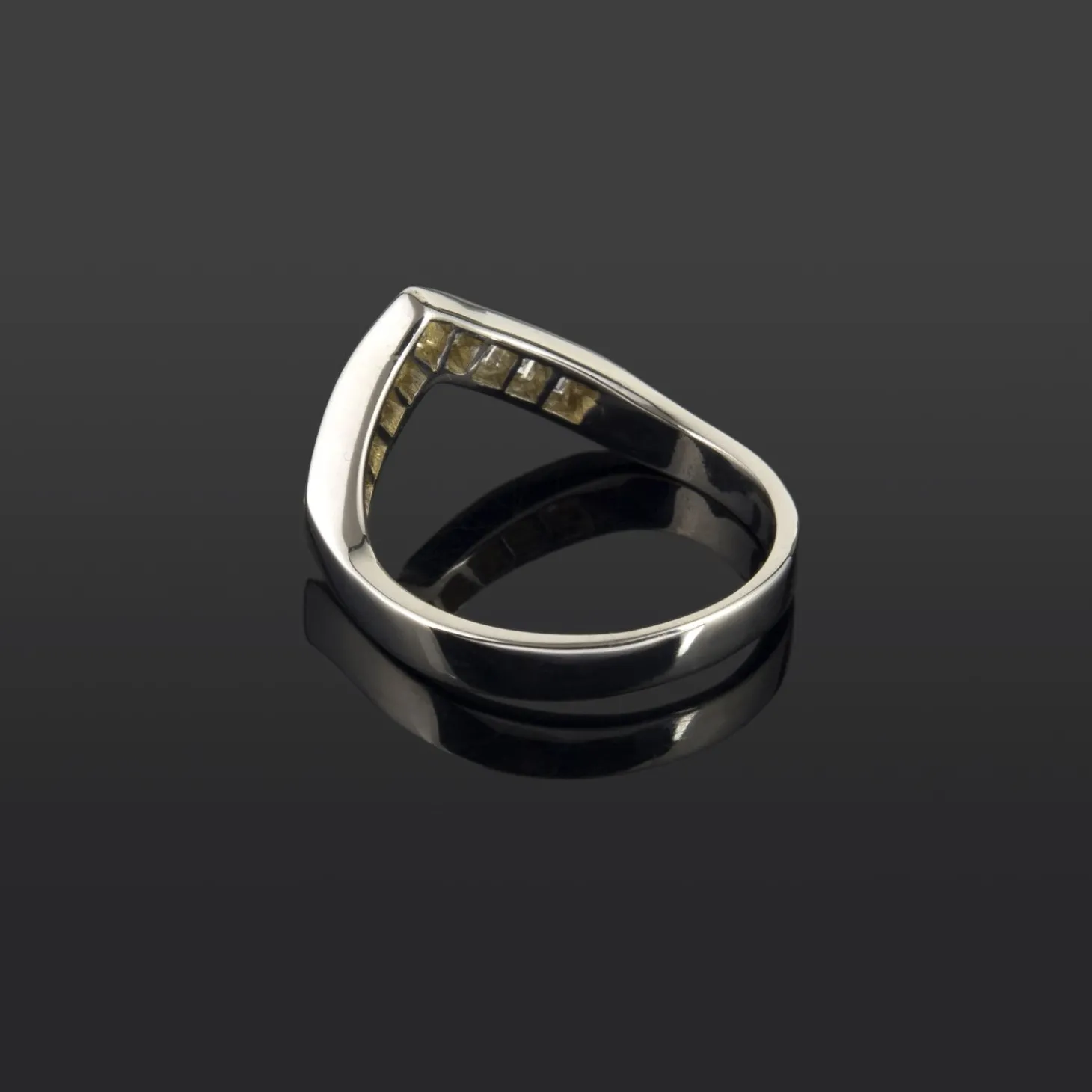 ANILLOS / SORTIJAS Sortija en oro blanco con diamantes