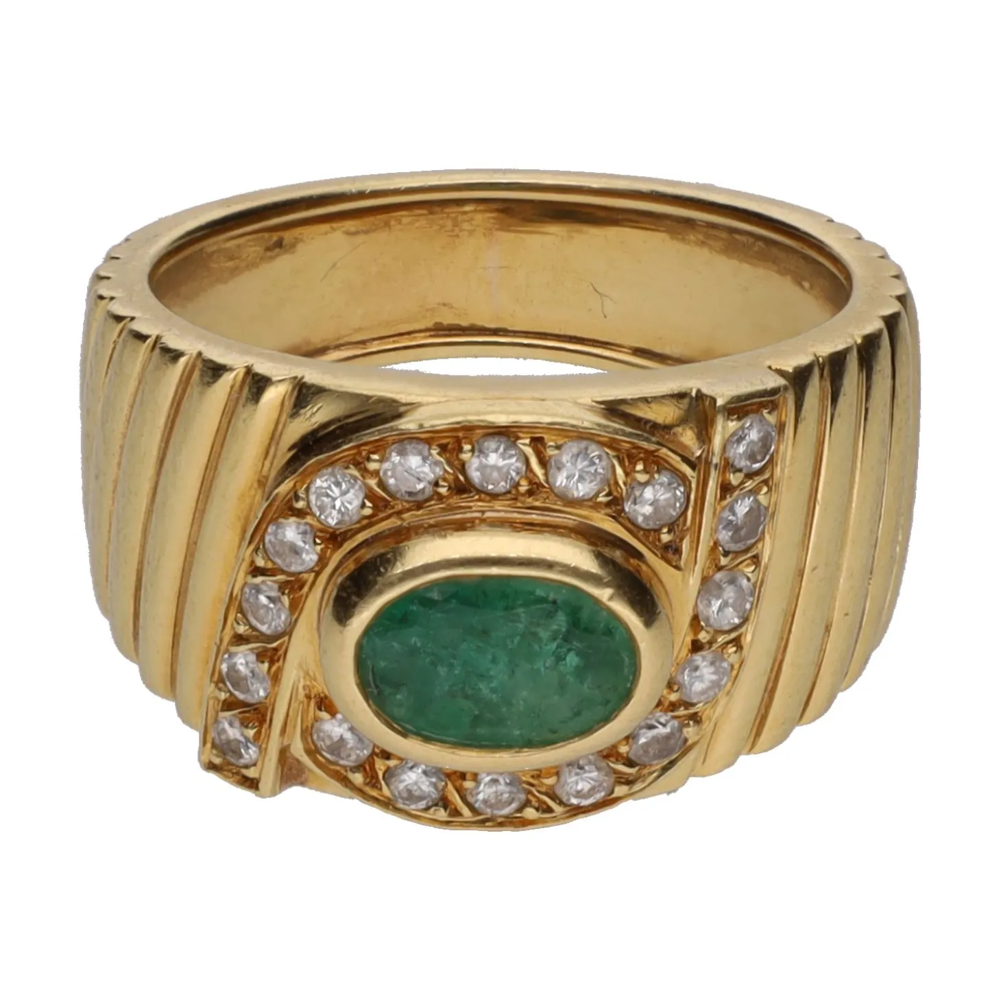 ANILLOS / SORTIJAS Sortija en oro amarillo, esmeralda y brillantes. Talla 12.