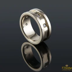 ANILLOS / SORTIJAS Sortija en oro amarillo con brillantes