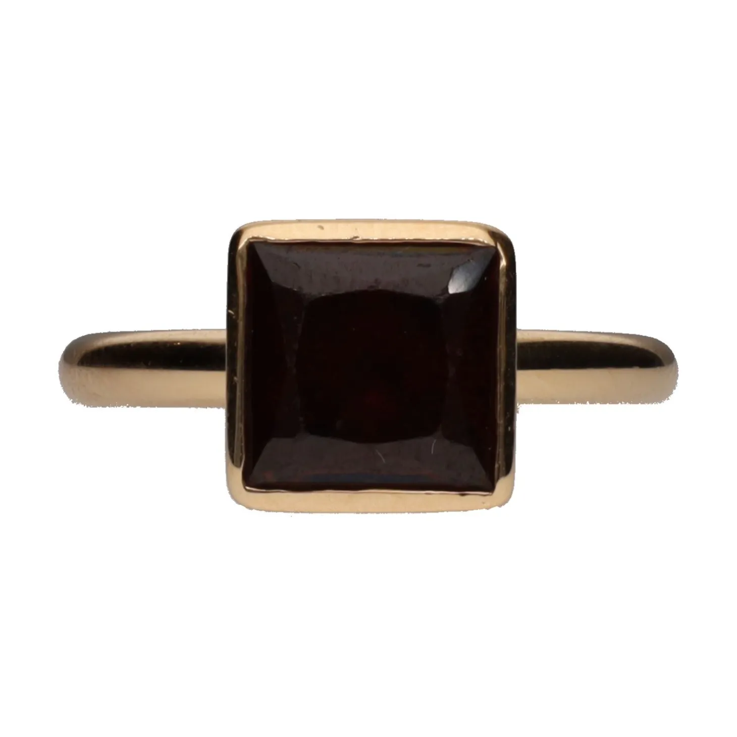 ANILLOS / SORTIJAS Sortija en oro rosa con un granate. Talla 17.