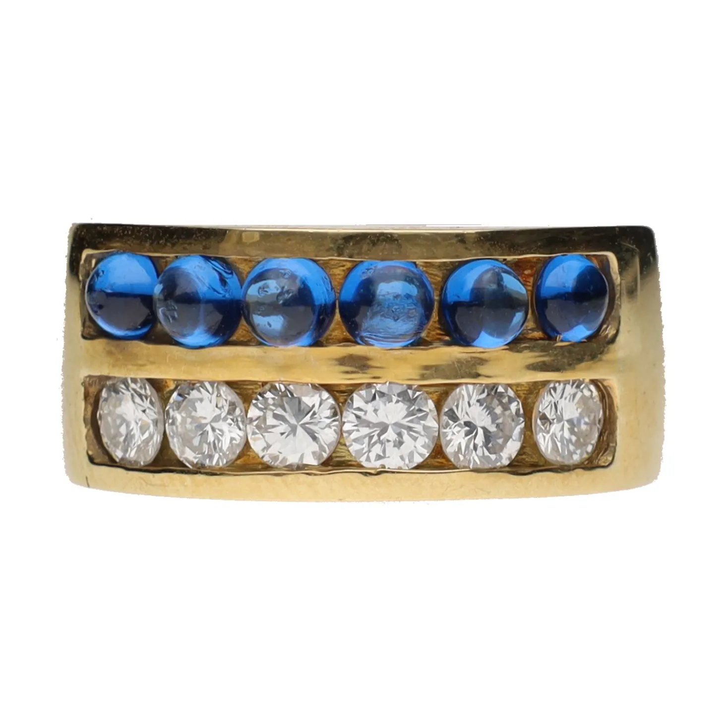 ANILLOS / SORTIJAS Sortija en oro amarillo con zafiros y brillantes. Talla 16.
