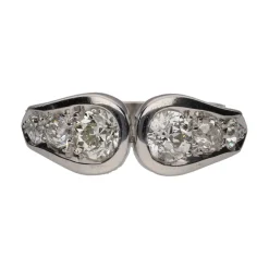 ANILLOS / SORTIJAS Sortija en oro blanco con brillantes. Talla 10.