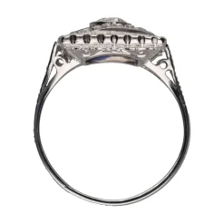 ANILLOS / SORTIJAS Sortija en oro blanco con zafiros y brillantes. Talla 14.