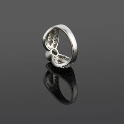 ANILLOS / SORTIJAS Sortija en oro blanco con diamantes