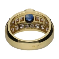 ANILLOS / SORTIJAS Sortija en oro amarillo con zafiro y diamantes naturales. Talla 15.