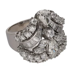 ANILLOS / SORTIJAS Sortija en oro blanco con diamantes. Talla 17.