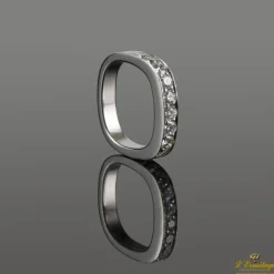 ANILLOS / SORTIJAS Sortija media alianza oro blanco y diamantes. Talla nº:13.