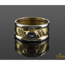 ANILLOS / SORTIJAS Sortija oro amarillo oro blanco zafiro y diamantes.