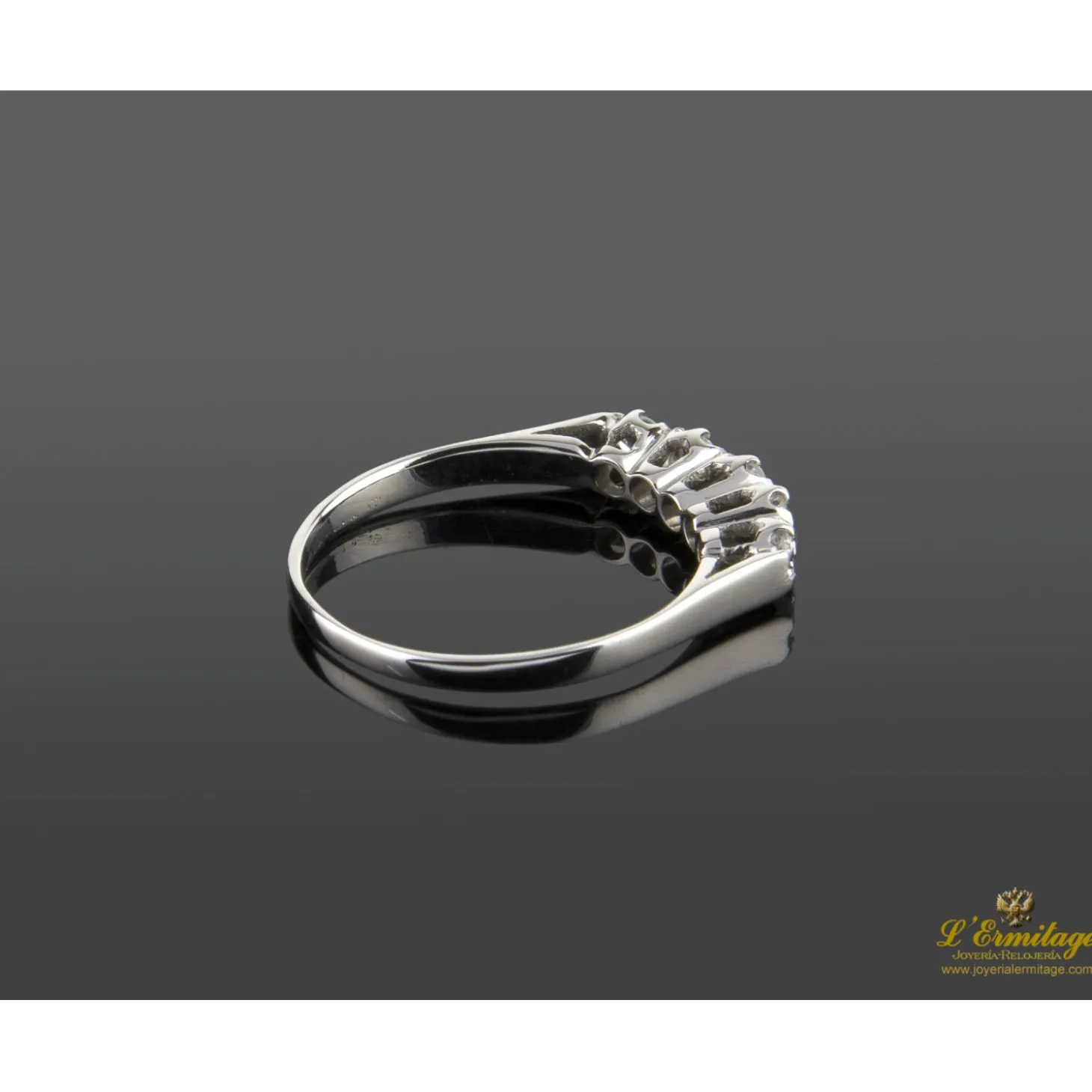 ANILLOS / SORTIJAS Sortija oro blanco y diamantes cinquillo