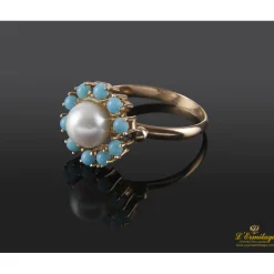 ANILLOS / SORTIJAS Sortija oro amarillo perla y turquesas.