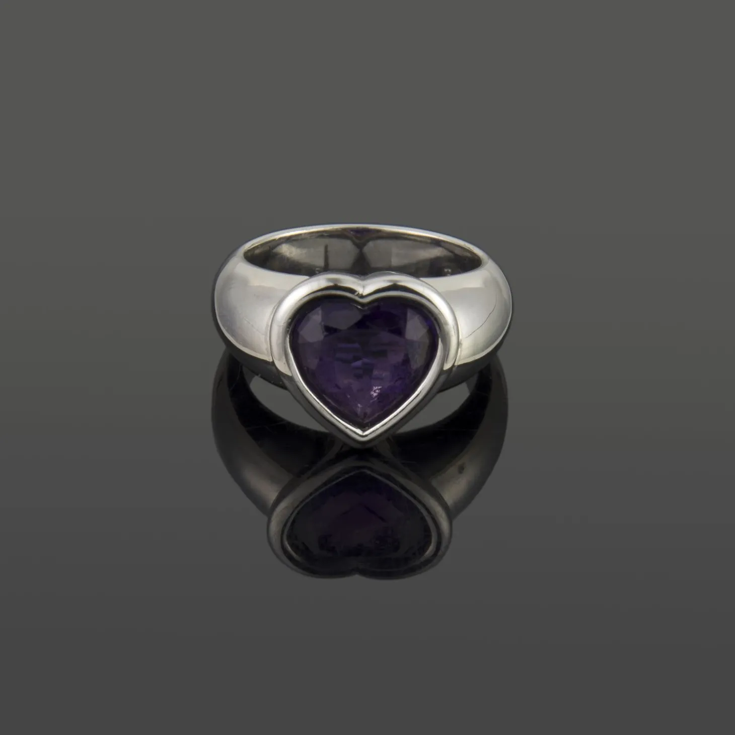 ANILLOS / SORTIJAS Sortija oro blanco amatista talla corazón