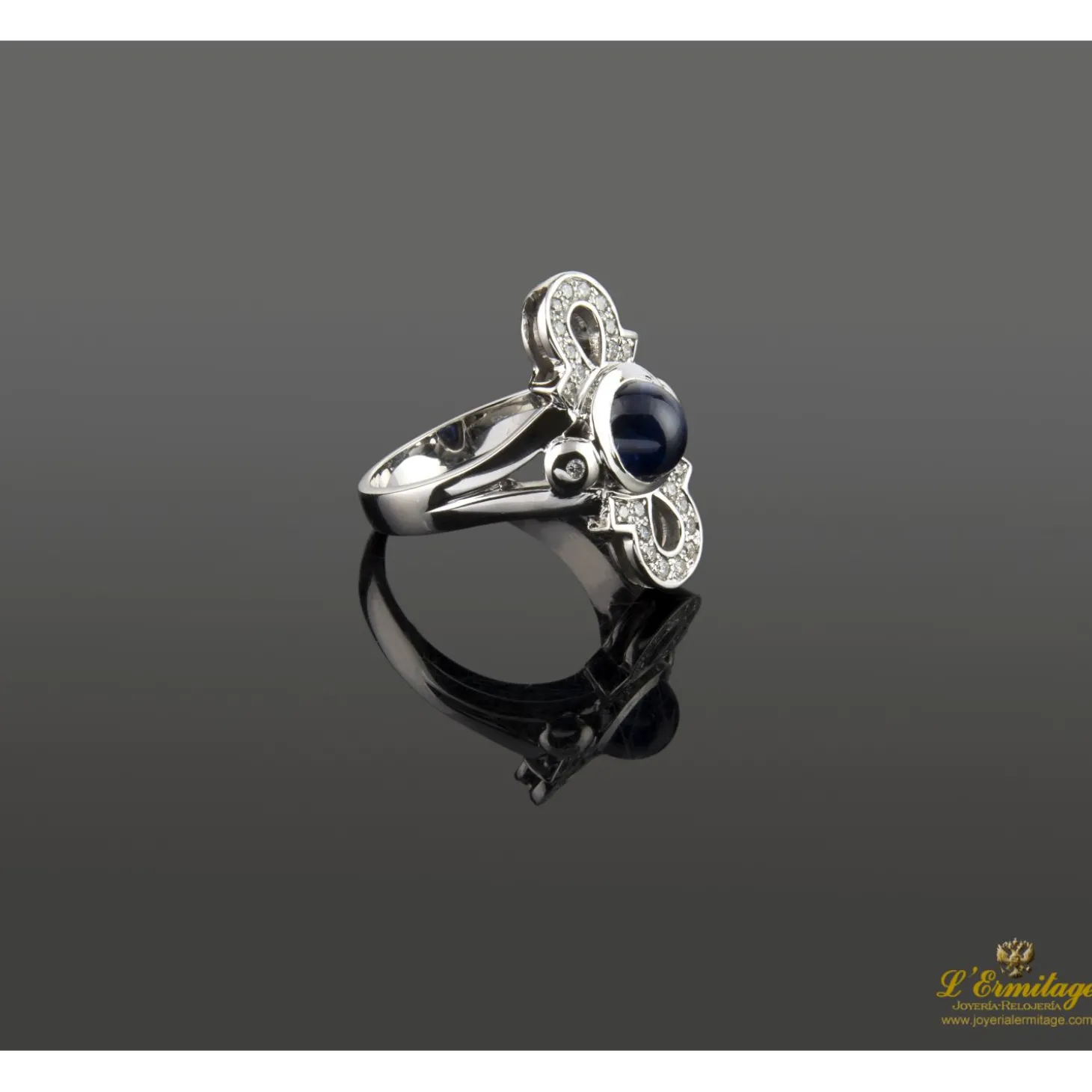 ANILLOS / SORTIJAS Sortija oro blanco zafiro y diamantes