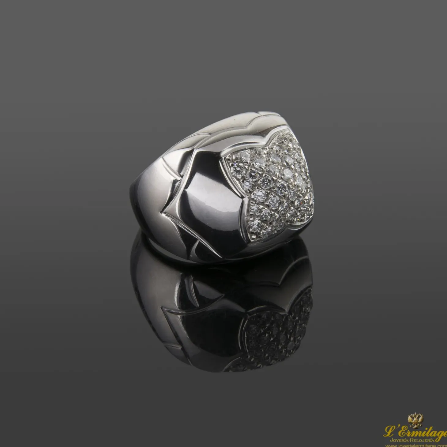 ANILLOS / SORTIJAS Sortija oro blanco y diamantes.