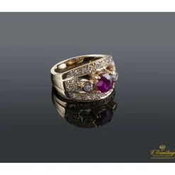 ANILLOS / SORTIJAS Sortija oro amarillo rubí y diamantes.