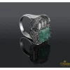 ANILLOS / SORTIJAS Sortija oro blanco esmeralda y diamantes.