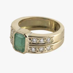 ANILLOS / SORTIJAS Sortija oro amarillo esmeralda y diamantes. Talla nº:12.