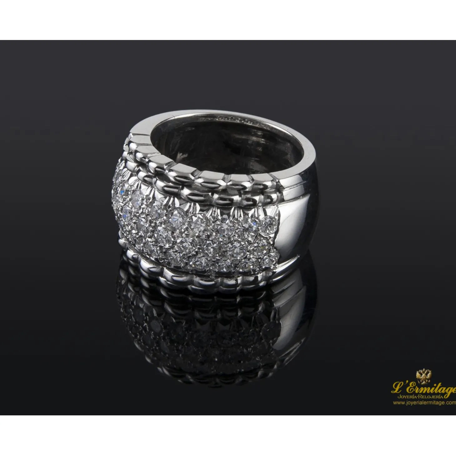 ANILLOS / SORTIJAS Sortija oro blanco y diamantes.