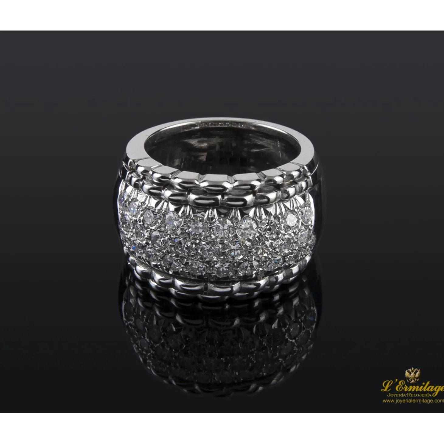 ANILLOS / SORTIJAS Sortija oro blanco y diamantes.
