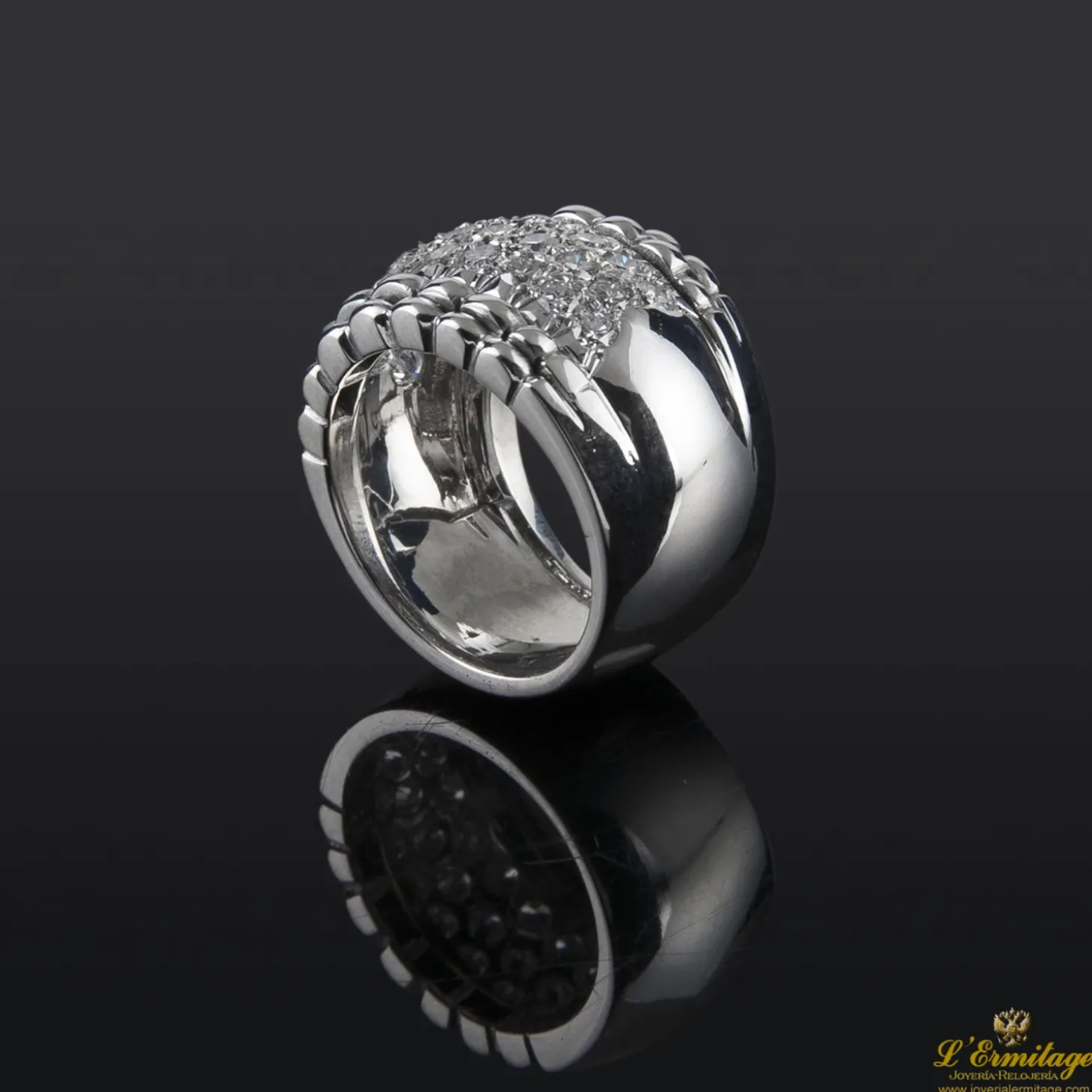 ANILLOS / SORTIJAS Sortija oro blanco y diamantes.