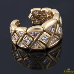 ANILLOS / SORTIJAS Sortija oro amarillo ancha y diamantes.